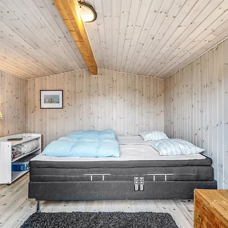 Vakantiehuis Tenho - 150m From The Sea By Interhome *
